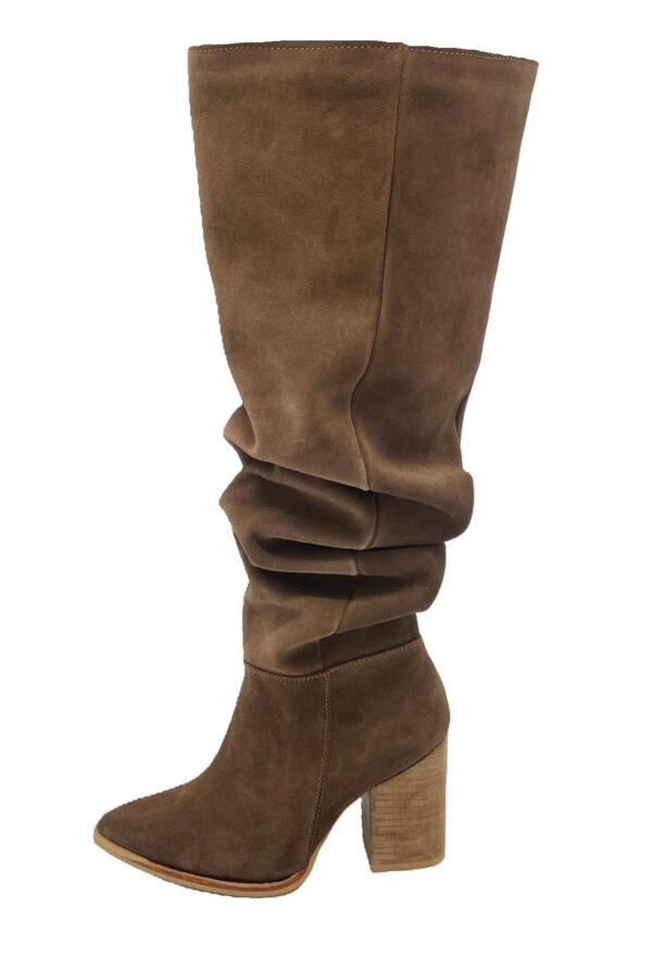 BOTA BUCANERA LUCIANA CAFÉ PAO PECADOS